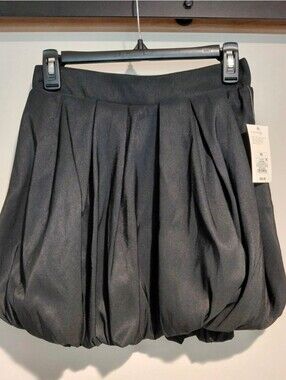 A New Day Bubble Mini Skirt Black Women's XS NWT Pockets Pull On Trendy
